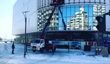 Аренда автовышек до 32 метров. Подъемные работы.