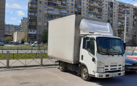 Грузоперевозки. Заказной грузовой фургон.