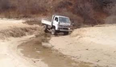 Продам мостовой isuzu