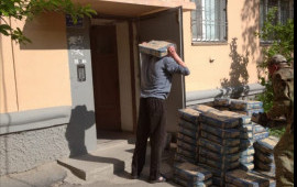 Услуги Грузчиков в Омске Переезды Разборка мебели.