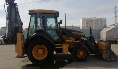 Экскаватор-погрузчик John Deere
