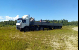 Грузоперевозки на бортовом полуприцепе