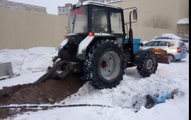 Услуги грунтореза. Аренда трактора.