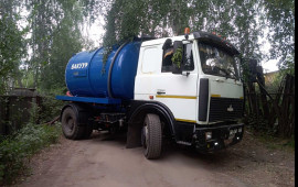 Откачка и чистка канализаций водоводов. Вода.