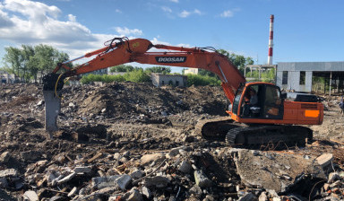 Аренда Гусеничного экскаватора. Полноповоротный в Черноисточинске
