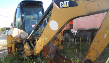 Продается экскаватор-погрузчик CAT 428E