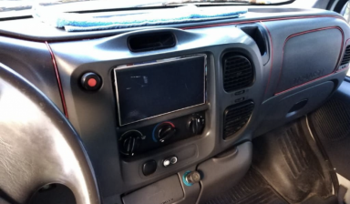 Продаётся микроавтобус Ford