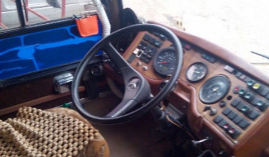 Автобус Mercedes