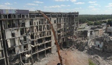 34-метровый разрушитель с телескопической стрелой