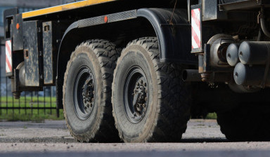 Автокран аренда. Услуги подъёмные работы.