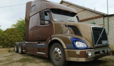 Volvo VNL