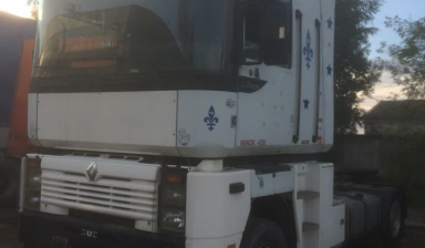 Renault Magnum