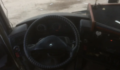 Renault Magnum