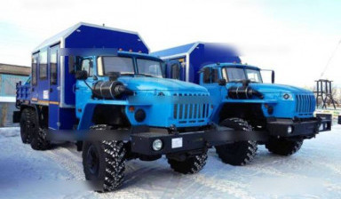 Вахтовый автобус Урал 4320 с КМУ ИМ-50