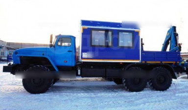 Вахтовый автобус Урал 4320 с КМУ ИМ-50