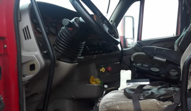 Peterbilt 387