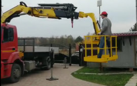 Автовышка аренда. Подъемные работы.