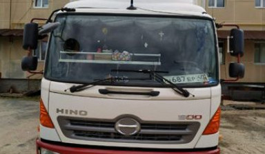 Hino 500
