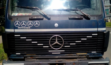 Mercedes-Benz 1424