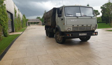 Услуги самосвалов. Доставка материалов.