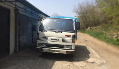 Продам мазда титан