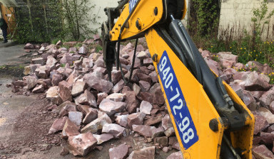 Аренда ГИДРОМОЛОТА на экскаваторе погрузчике JCB 3CX