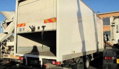 Renault Midlum