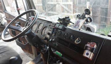 Mercedes-Benz 1517