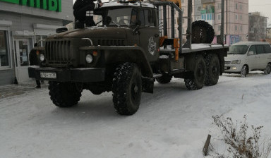 Урал с краном в Итаке