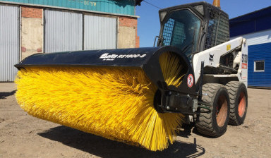 Мини-погрузчик Bobcat s220 опытный оператор