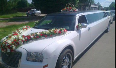 Лимузин Chrysler 300C в Брянске