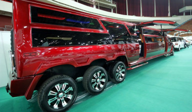 Лимузин Mega Hummer red