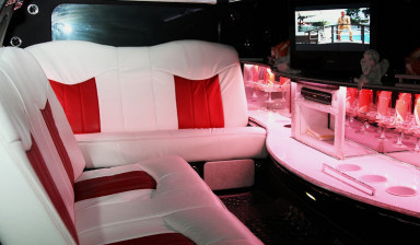 Лимузин Excalibur Phantom в Мурманске