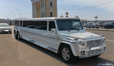 Лимузин Mercedes-Benz Gelenvagen
