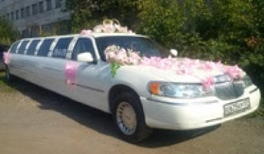 Лимузин Lincoln Town Car