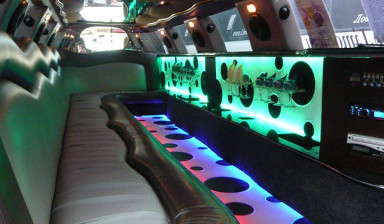Лимузин Lincoln Town Car в Екатеринбурге