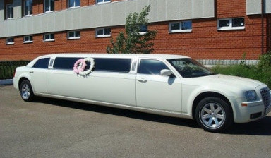 Лимузин Chrysler 300C