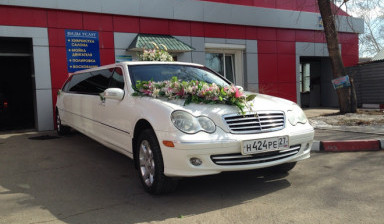 Лимузин Mercedes-Benz