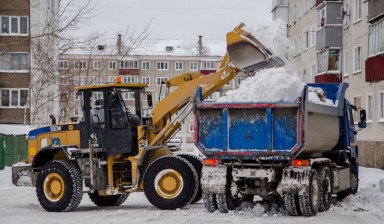 Фронтальный погрузчик. Вывоз и уборка снега