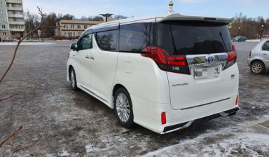 Заказ минивэна Toyota Alphard город межгород