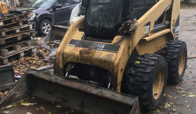 Услуги мини-погрузчика Bobcat, CAT.