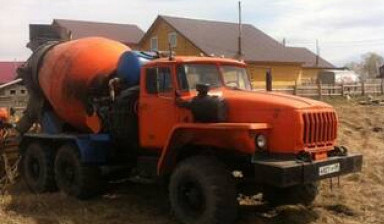 Автобетоносмеситель (миксер) вездеход
