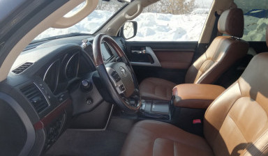 Пассажирские перевозки нa Toyota Land Cruiser 200