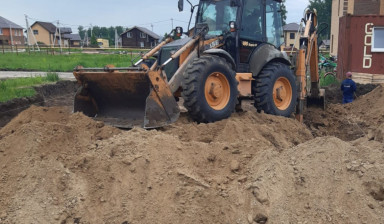 Услуги экскаватора-погрузчика. Планировка. Копка.