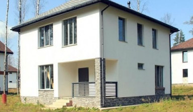 Бригада выполняет строительная работа