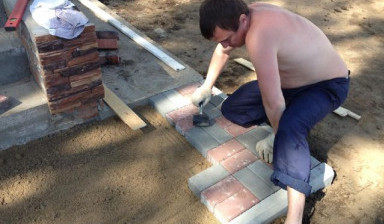 Укладка брусчатки,газон