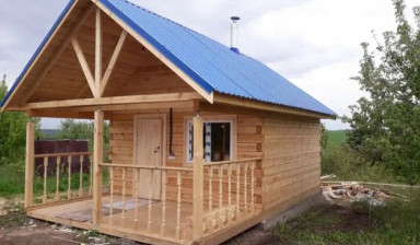 Прораб с бригадой строителей