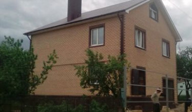 Бригада строителей в Сочи