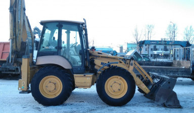 Экскаватор-погрузчик komatsu