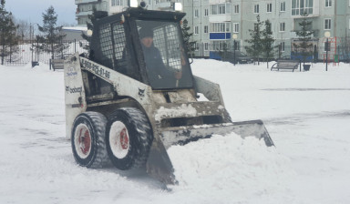 Мини погрузчик с ковшом в аренду.